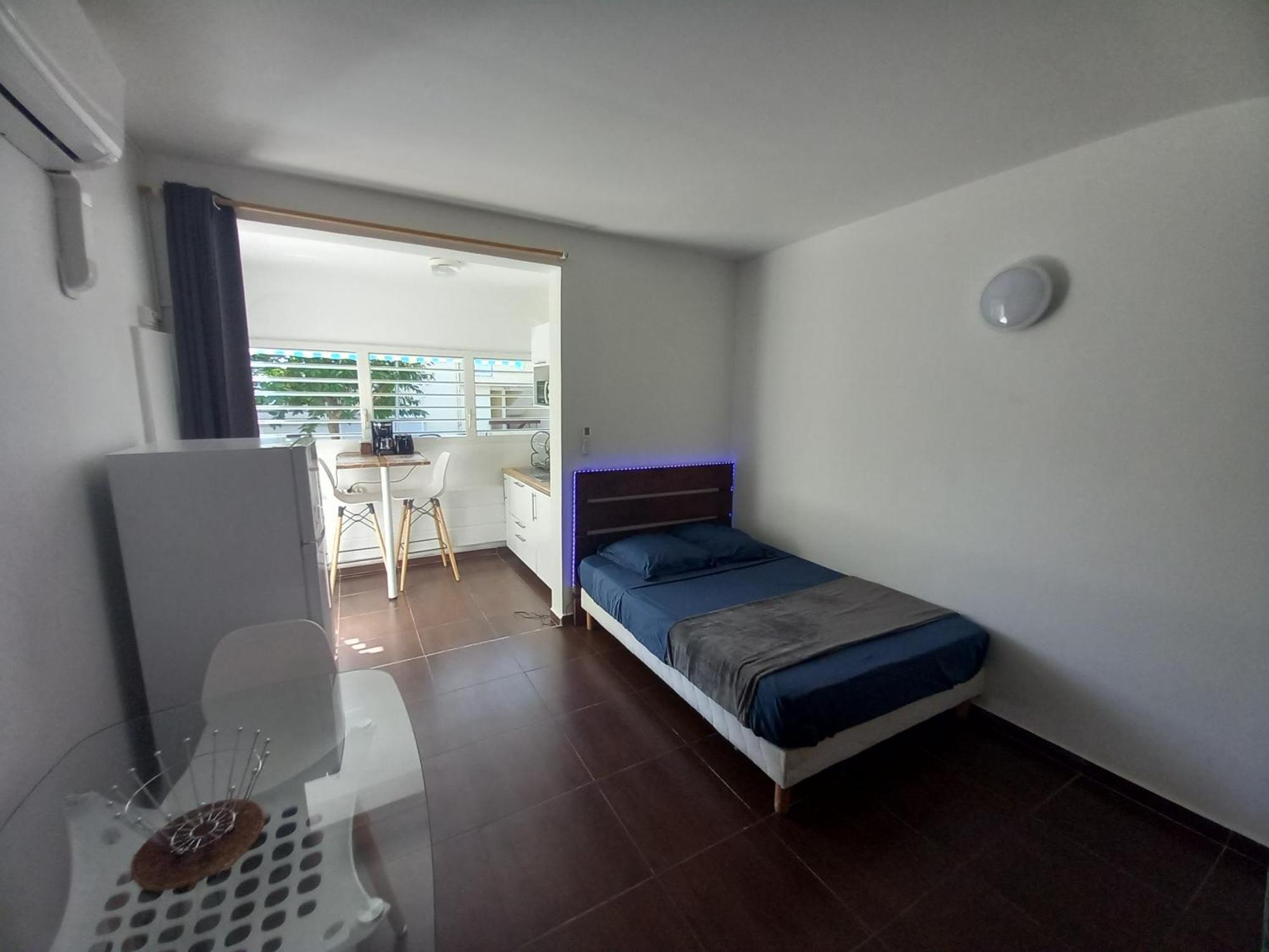 Le Studio Oncle Sam - Acces Piscine Et Plage Le Gosier  Dış mekan fotoğraf